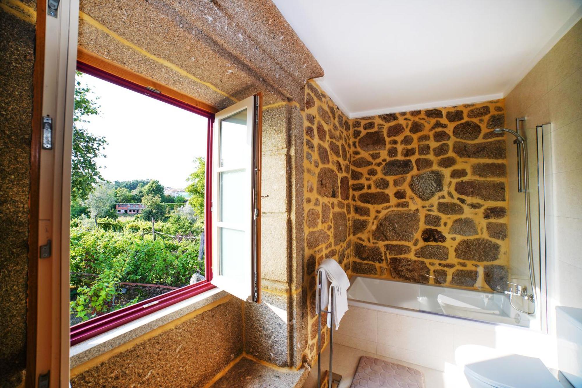 Casa Do Ribeiro Guest House Lago  Ngoại thất bức ảnh
